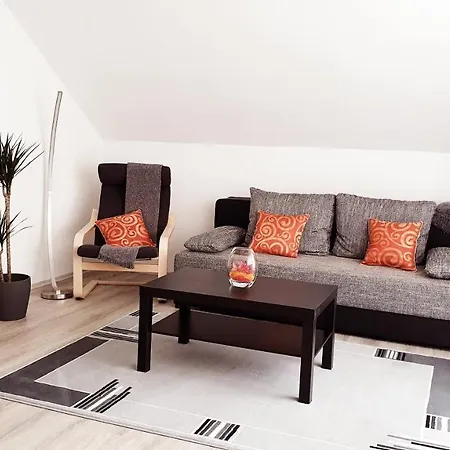 Sam's Place Apartment